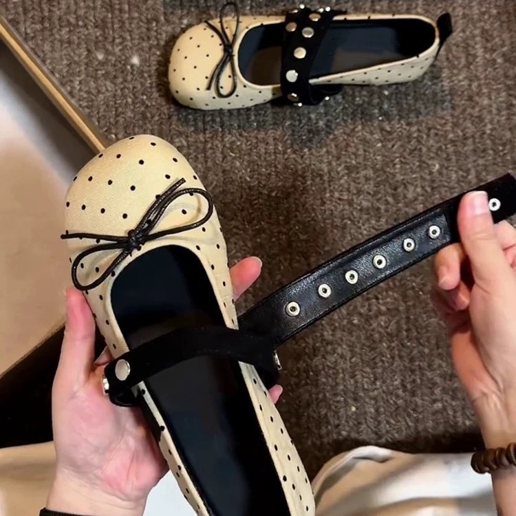 French Retro Polka Dot Rivet Mary Jane Shoes for Women 2026 New Spring Versatile Bow Ballet Flats