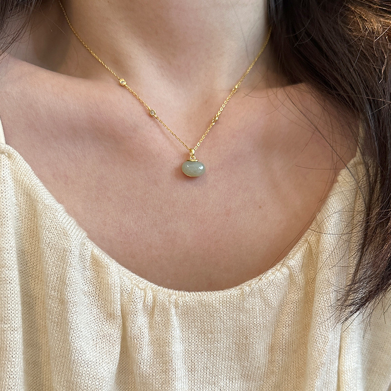 Gao Ding style ~~ s925 sterling silver Hetian jade small money bag necklace exquisite light luxury 18K gold clavicle chain female N1297