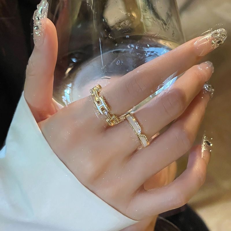 Lazy Holiday ~ Light Luxury Flash Diamond Letter Stacked Ring Women's Ins Niche High-end Fashion Adjustable Ring Ring