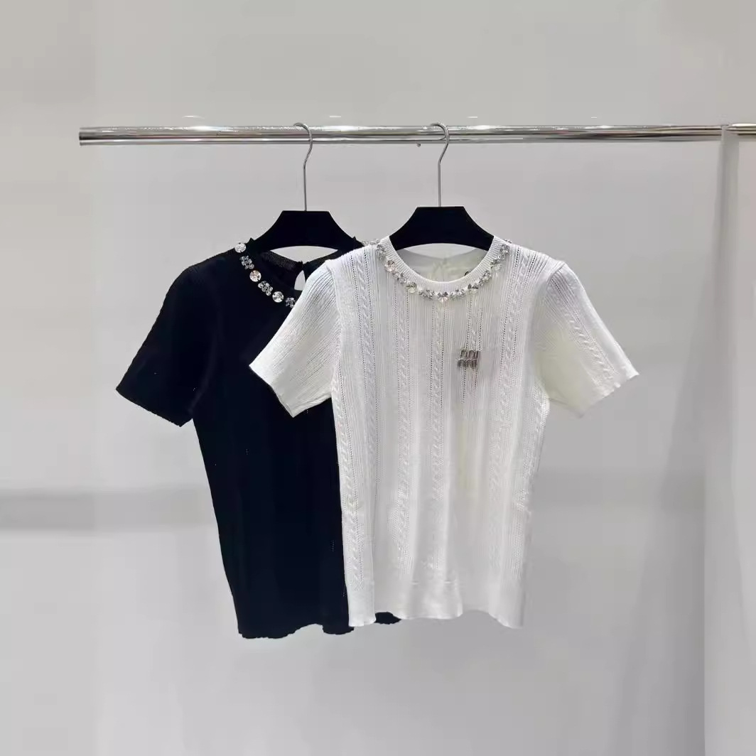 High-End mm Brand Spring-Summer New Collection, Heavily Embellished with Rhinestones, Round-Neck, Elegant and Slim-Fit, Lightweight Short-Sleeve Knit Top for Women