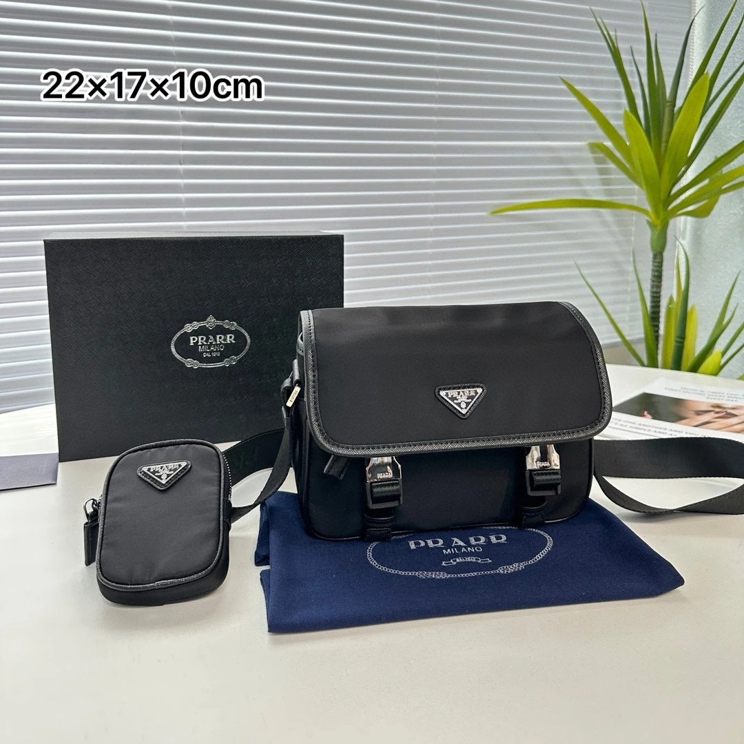 PRARR MILANO Crossbody Bag