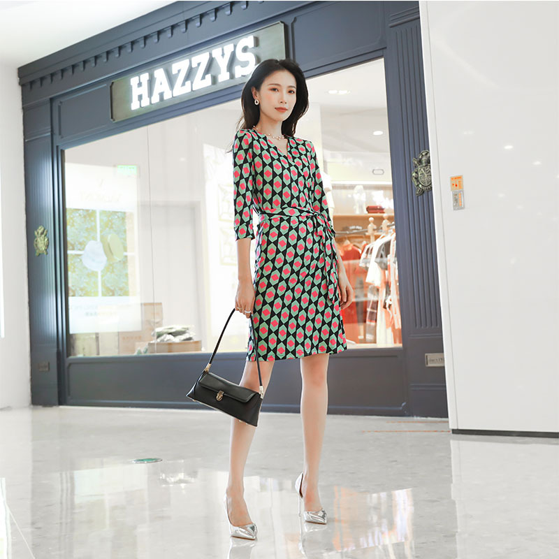 Elegant goddess lace-up wrap dress 20 summer New wrapped chest waist slimming V-neck 3/4 sleeve printed dress