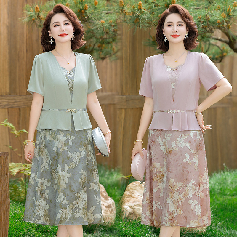 Fashionable Mother's Dress, Slim-Fitting, Mid-Length, Middle-Aged Women's Clothing, New Summer Style, Fake Two-Piece Dress for Women