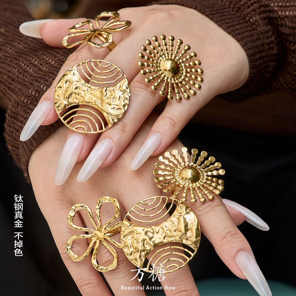 Retro Hammered Flower Geometric Hollow Ring Stainless Steel Gold-Plated Texture Women's Unique Stackable Hand Jewelry