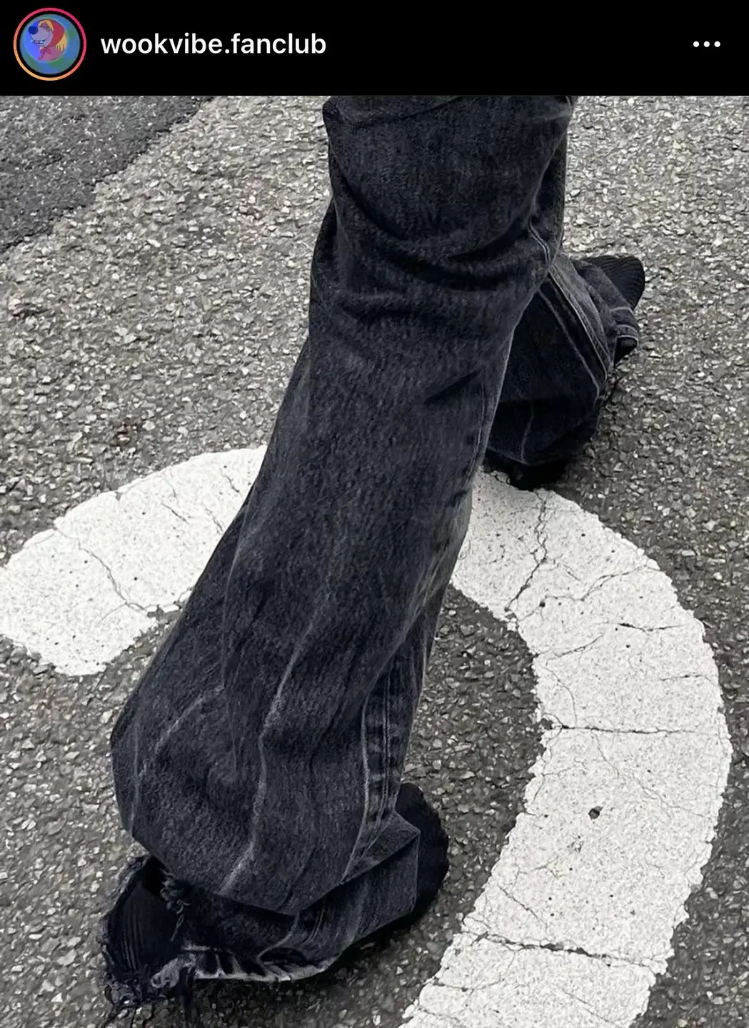 (In Stock) Demna Flared 22Fw Washed Destroyed Old Horn Denim 91Yxng Same Style