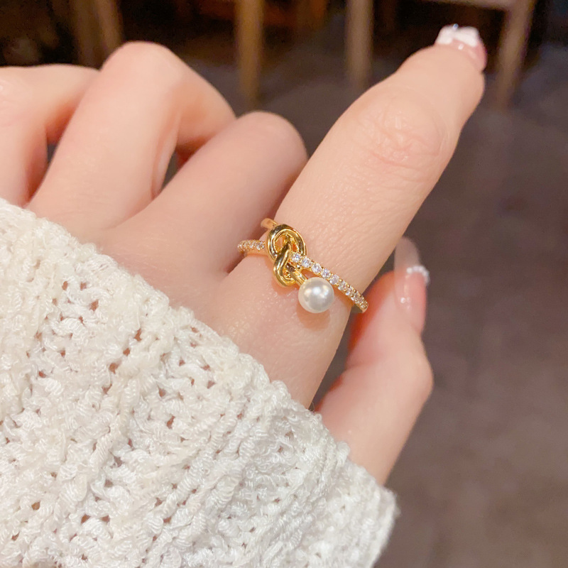 Niche fashion light luxury high sense zircon cross pearl open ring temperament Joker unique design ring wholesale