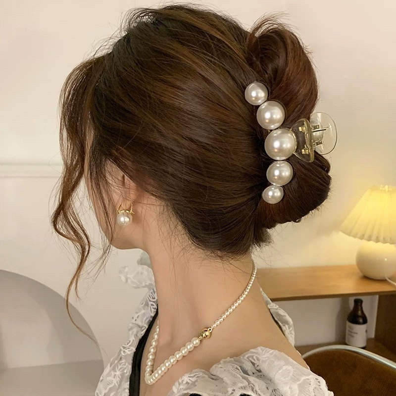 Rich Pearl Clip Large Back of Head Clip Headwear Hair Clip Women's Hair Clip Advanced Shark Clip New High-End