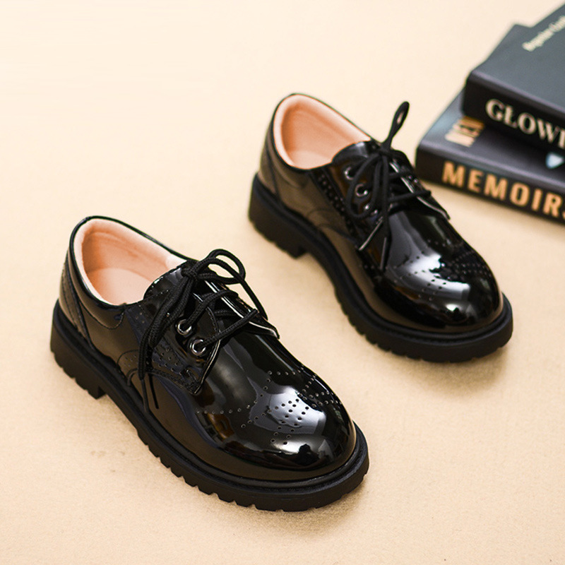 Children's leather shoes for boys and primary school students small leather shoes Korean version of soft bottom flower children black performance shoes a generation of hair