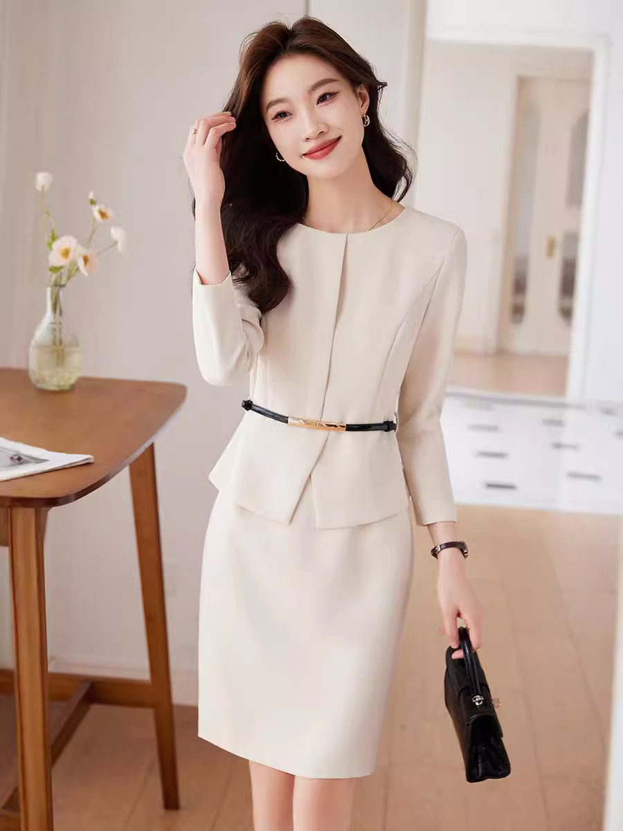 Business Dress Beige dress Women's Autumn 2024 New Temperament Slim Fit Goddess Fan Fake Two-piece Work Clothes Skirt