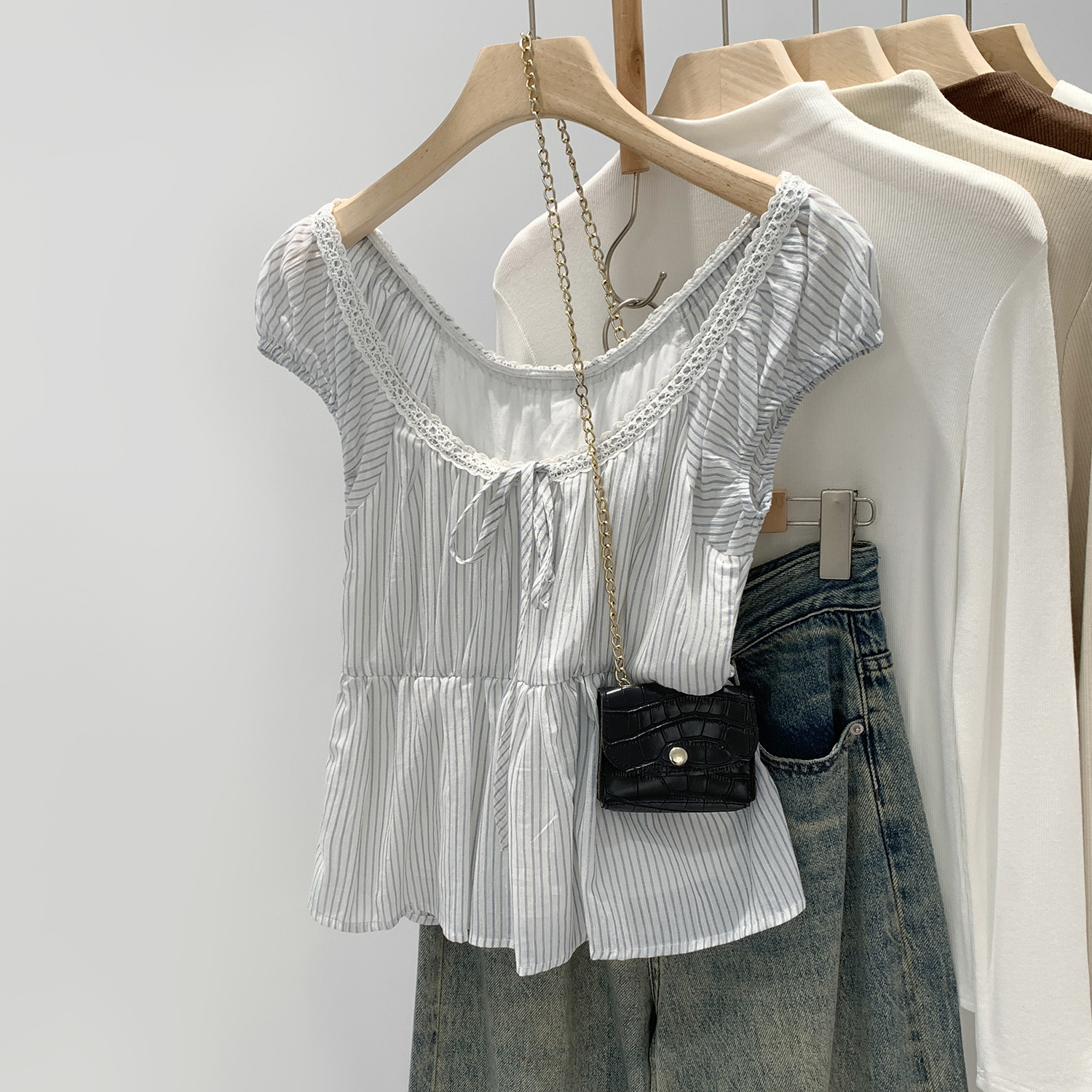 French-Style Lace-Trimmed Tie Unique and Beautiful Short-Sleeve T-Shirt for Women, Summer 2026 New Loose Top
