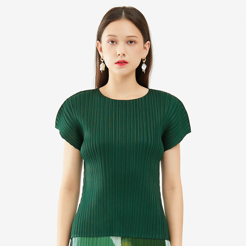 2026 Summer Women's Korean Style Inner Layering Shirt Round Neck Short-Sleeved T-Shirt Women's Loose Casual Versatile Pure Color Top