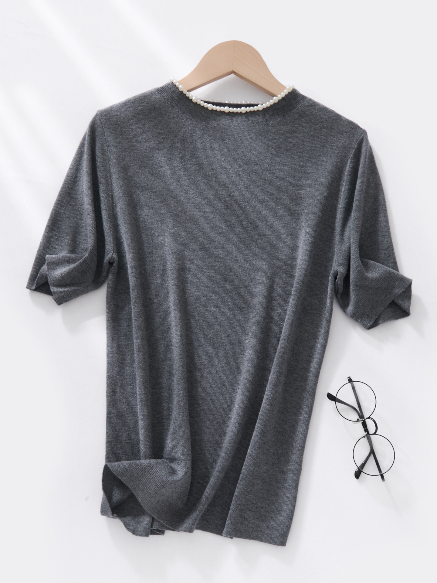 Women's Fine-Spun Ultra-Fine Wool Short-Sleeve T-Shirt, Thin Style, Round Neck with Beaded Collar, Fashionable Knit Pullover Top