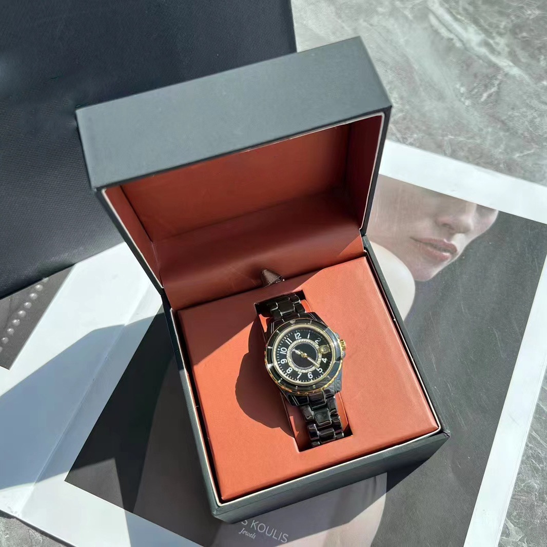 Popular Watch Nordic Light Luxury Minimalist Women's Quartz Watch High-End Slim Steel Band Business Quartz Watch Wear-Resistant