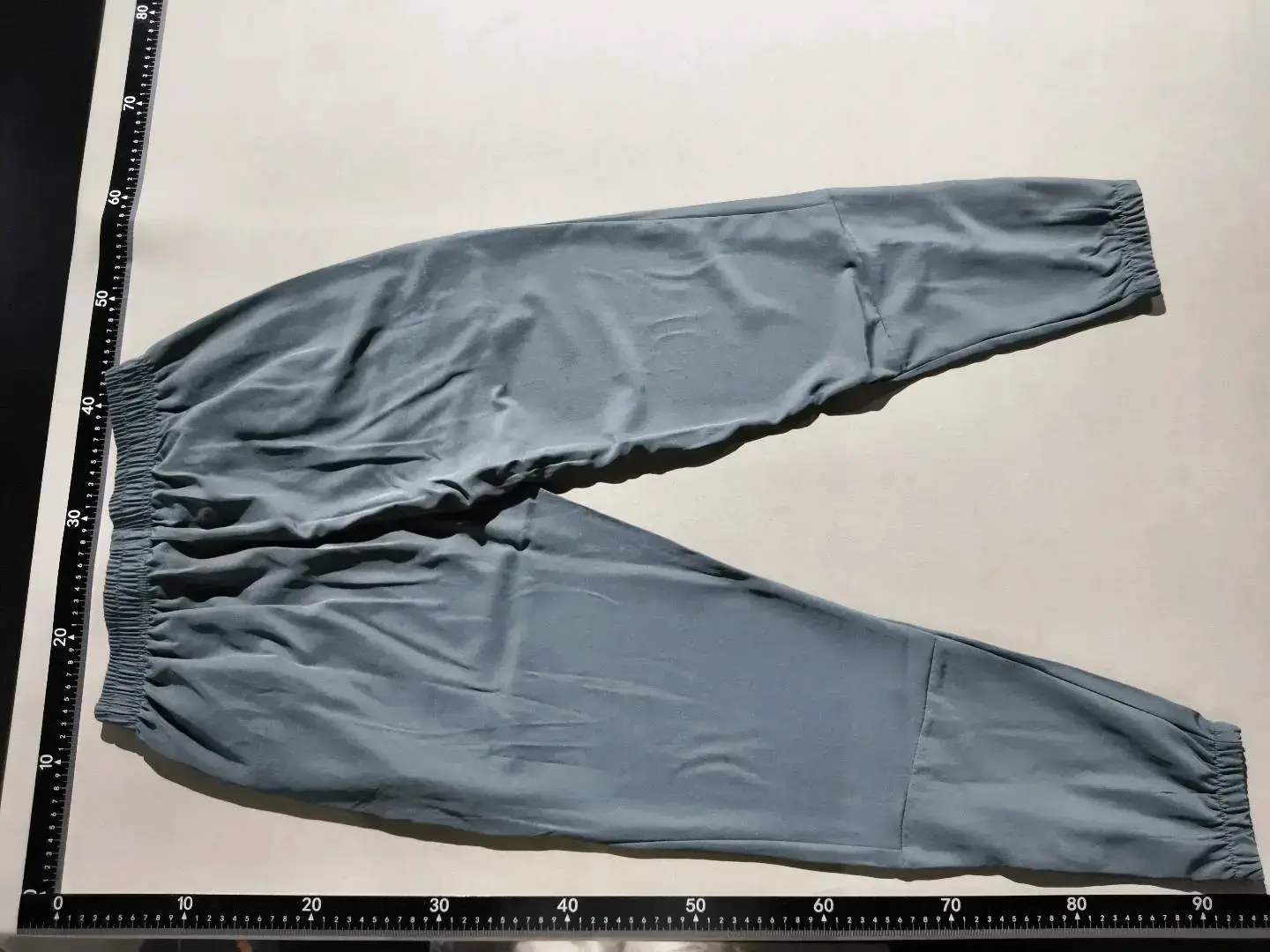 2025 New Summer Men's Fitness Ultra-Thin Running Sports Training Quick-Drying Breathable Cuffed Woven Pants Db4834