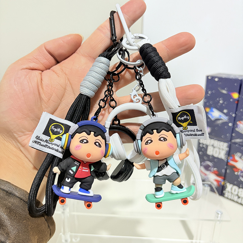 Crayon Shin-Chan Keychain, Claw Machine Keychain, Holiday Gift, Cute Couple Earphone Strap Pendant