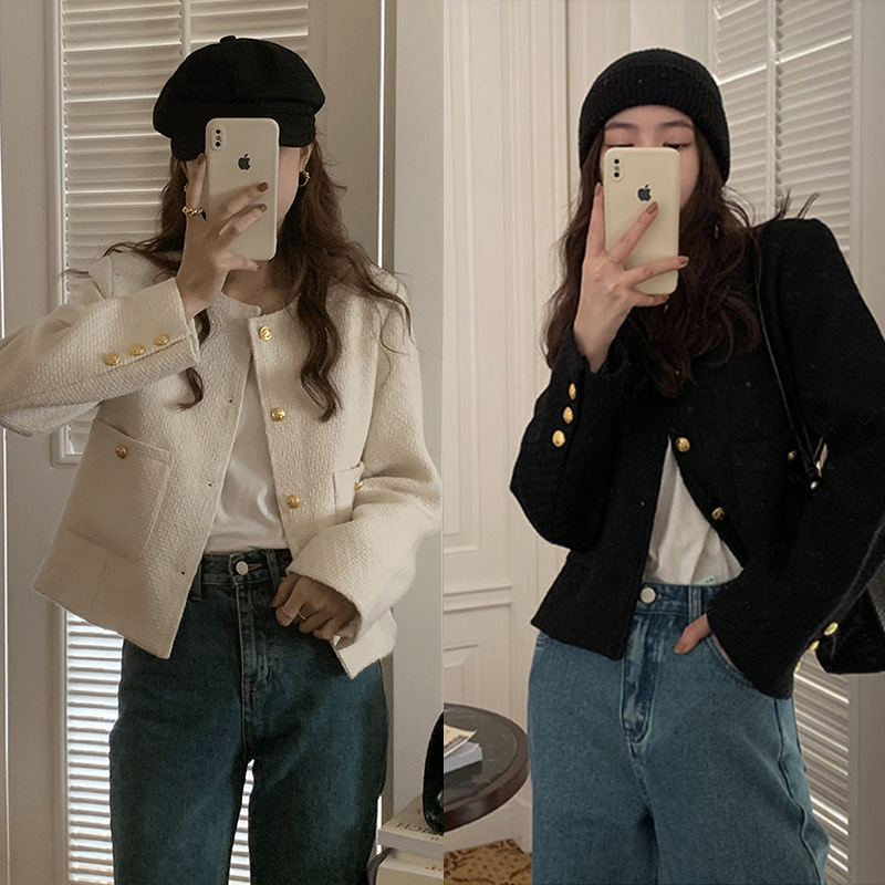 Women's Sweater Jacket for Spring and Autumn 2026, Popular Lamb Wool High-End Design Niche Cardigan Top, Thickened