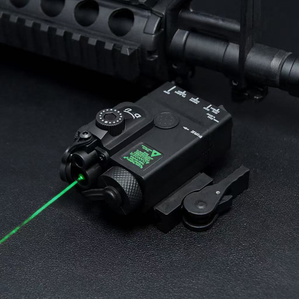 MINI-A2 battery box PEQ red green laser adjustable laser quick release mouse tail mini tactical box indicator