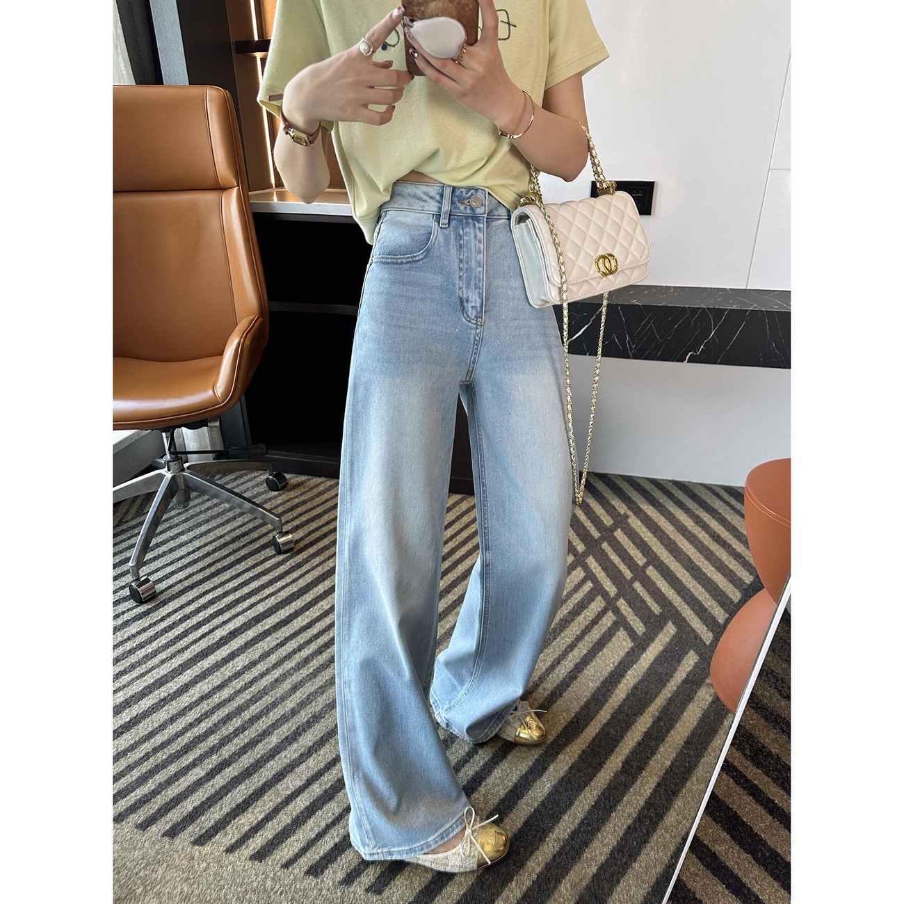 Bling-Bling Sparkle! ~Light-Colored Early Spring Rhinestone Wide-Leg Jeans 2026 New Style Women's Loose Versatile Floor-Length Pants