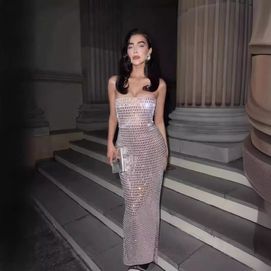 Fashion sexy shoulder hot diamond tight tube long hip dress a generation of women's clothing