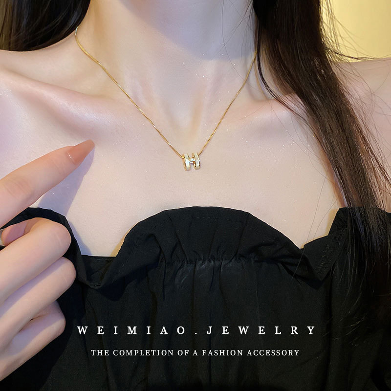 Real Gold Electroplated Shell Zircon H Letter Necklace for Women Korean High-End Accessible Luxury Clavicle Chain Pendant Necklace Wholesale