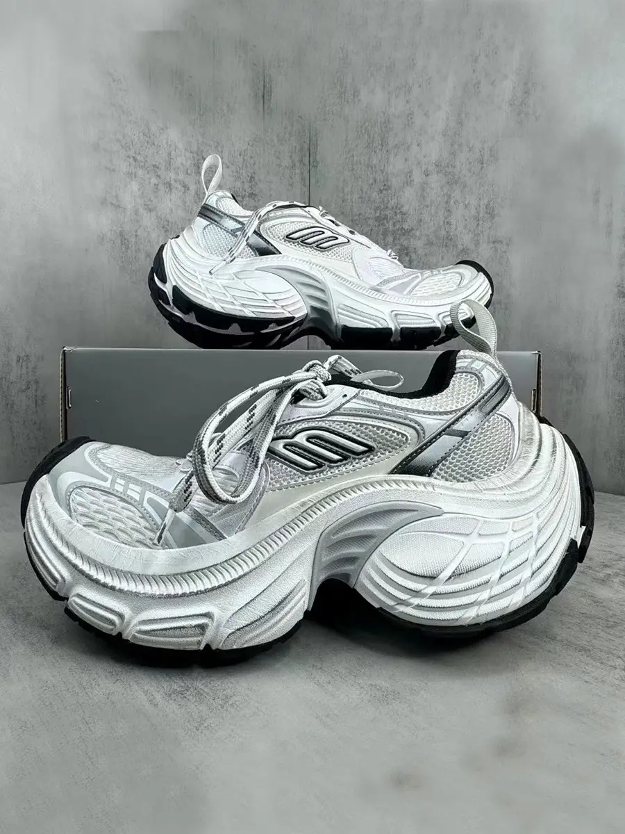 2024 Spring New arrival European Station Paris Daddy Shoes for Women Heightening Thick Sole Couple Catwalk Casual Sports Shoes for Men