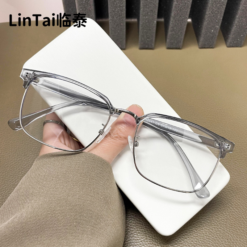 Tr2241 New Fashionable Eyebrow Large Frame Glasses Casual Business Anti-Blue Light Glasses Big Face Slimming Glasses Frame