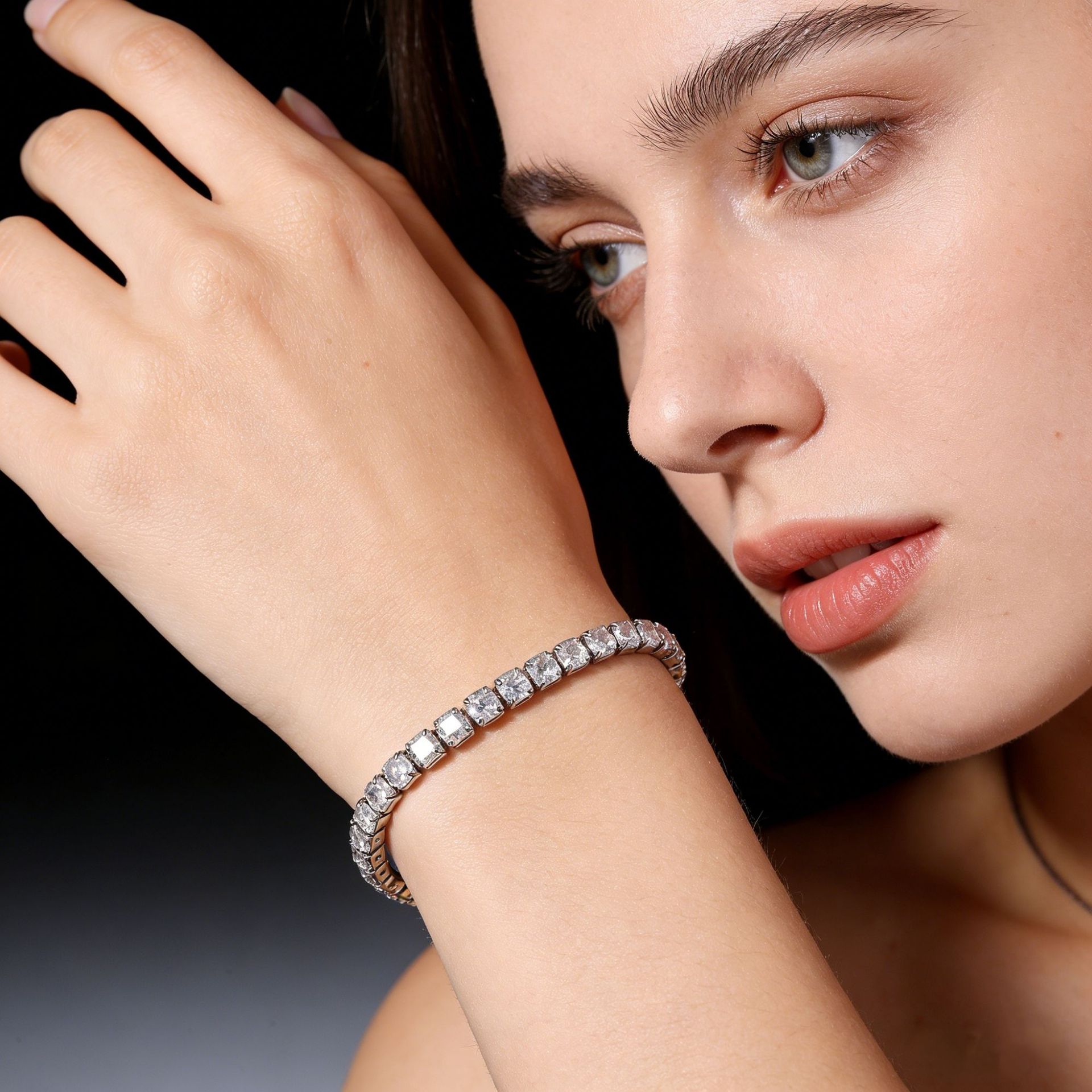 Cross-Border Zircon Bracelet, Light Luxury Jewelry, Simple Tennis Micro-Cube DIY Wholesale Crystal 2026 New Geometric Design