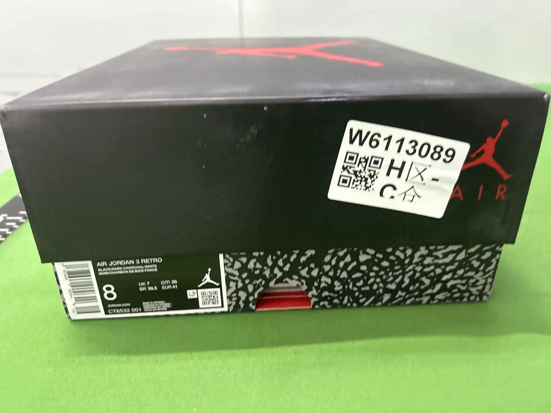 Air Jordan 3 Retro Black/Dark Charcoal-White