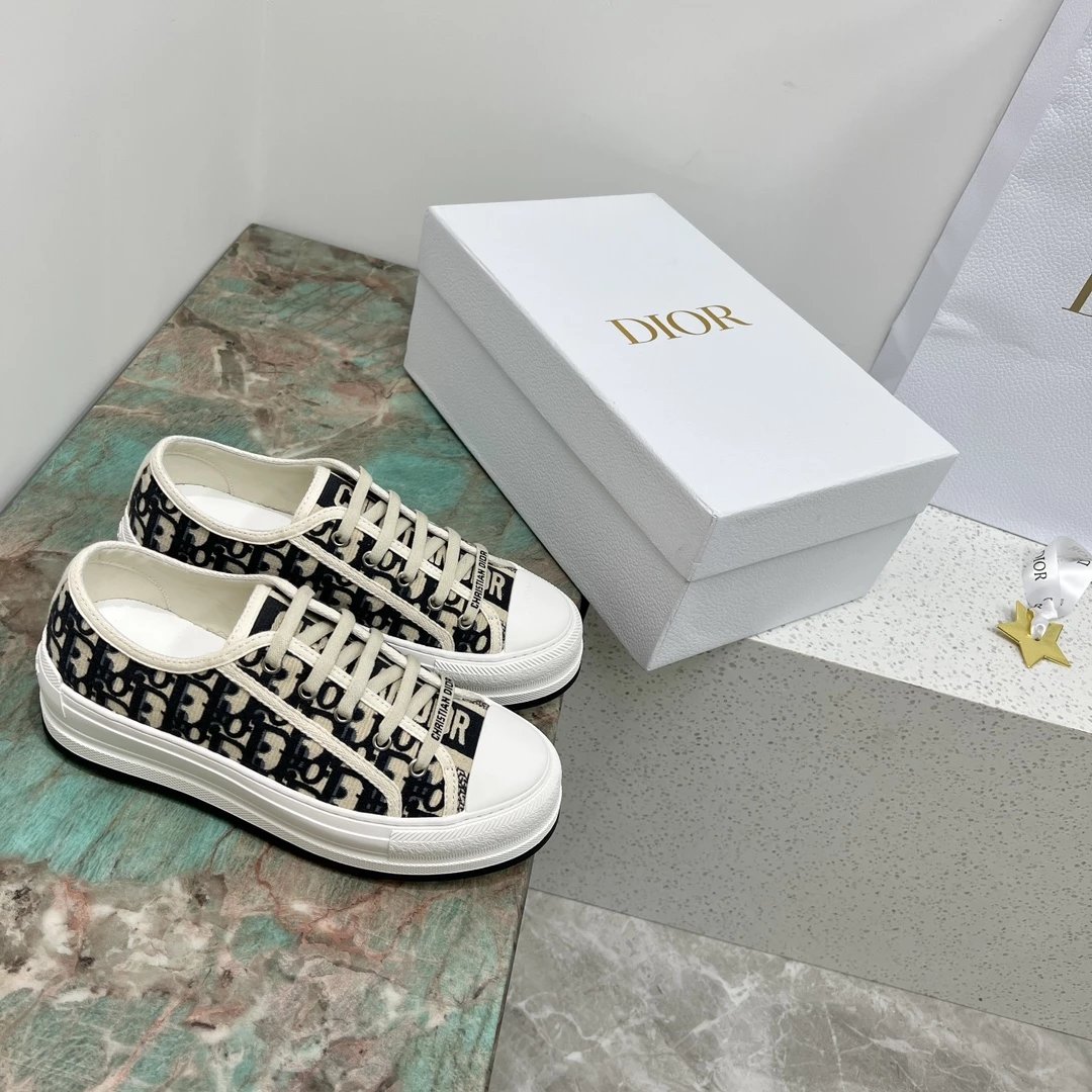 Christian Dior B23 Sneakers