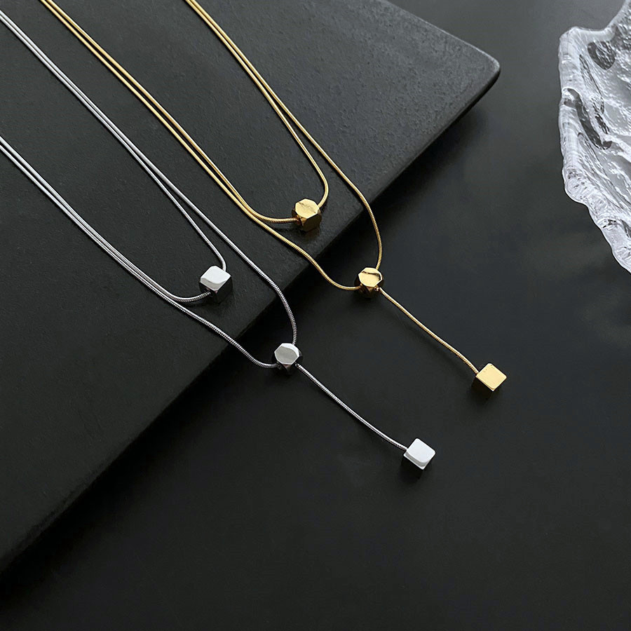 Hip Hop Niche Ins Clavicle Chain 2024 New Double Square Pendant Necklace Women's High Design Sense Accessories