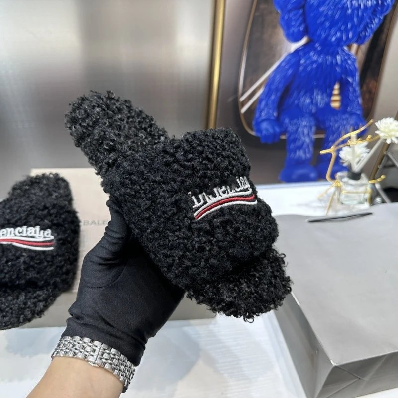 BALENCIAGA fuzzy slippers