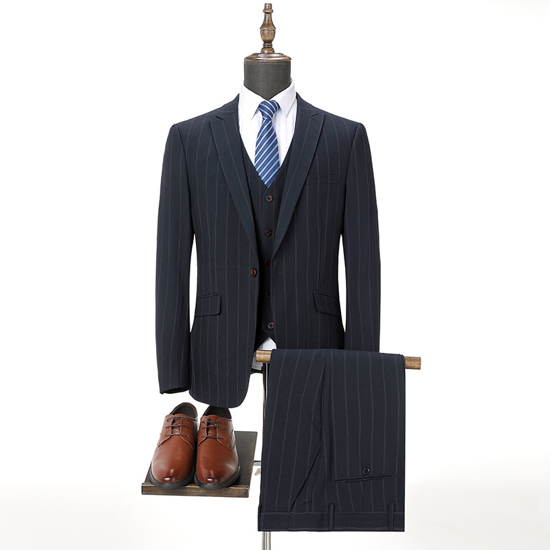 High-End Designer Suits for Men, Classic Striped Business Suits, Formal Wear for Hotel Front Desk Work