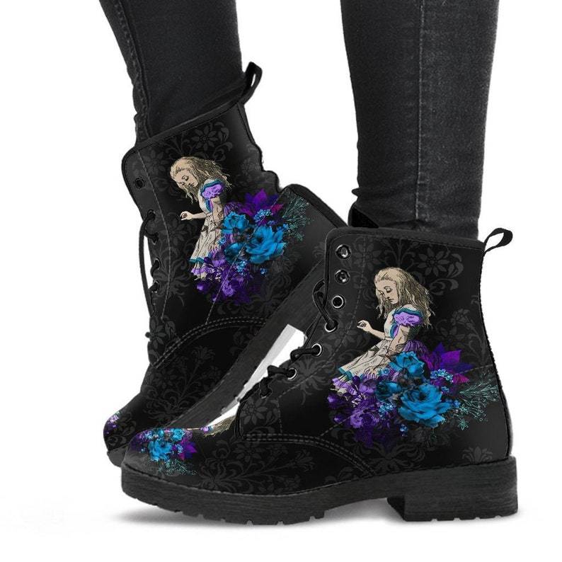 Cross-border Foreign Trade Large Size Autumn and Winter Women's Martin Boots Wonderland Gothic Printed British Leather Tooling Combat Boots