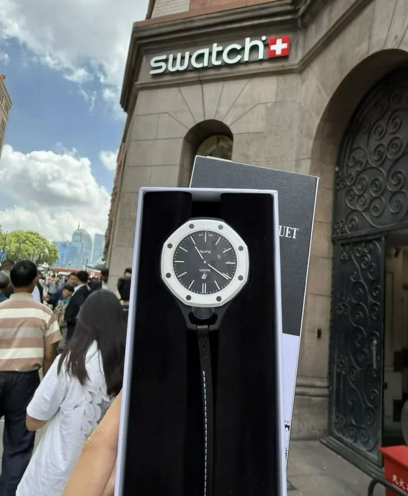 S*watch A*P good quality version. Box 1:1 ship with receipts and bag- +86 19397835519