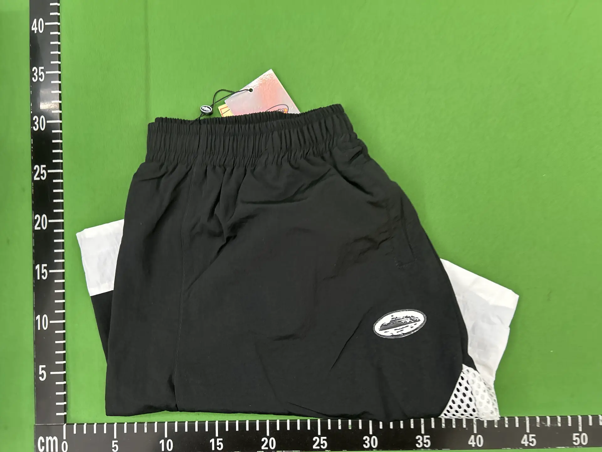 Zuodao Island Black Shorts with White Mesh 77032787