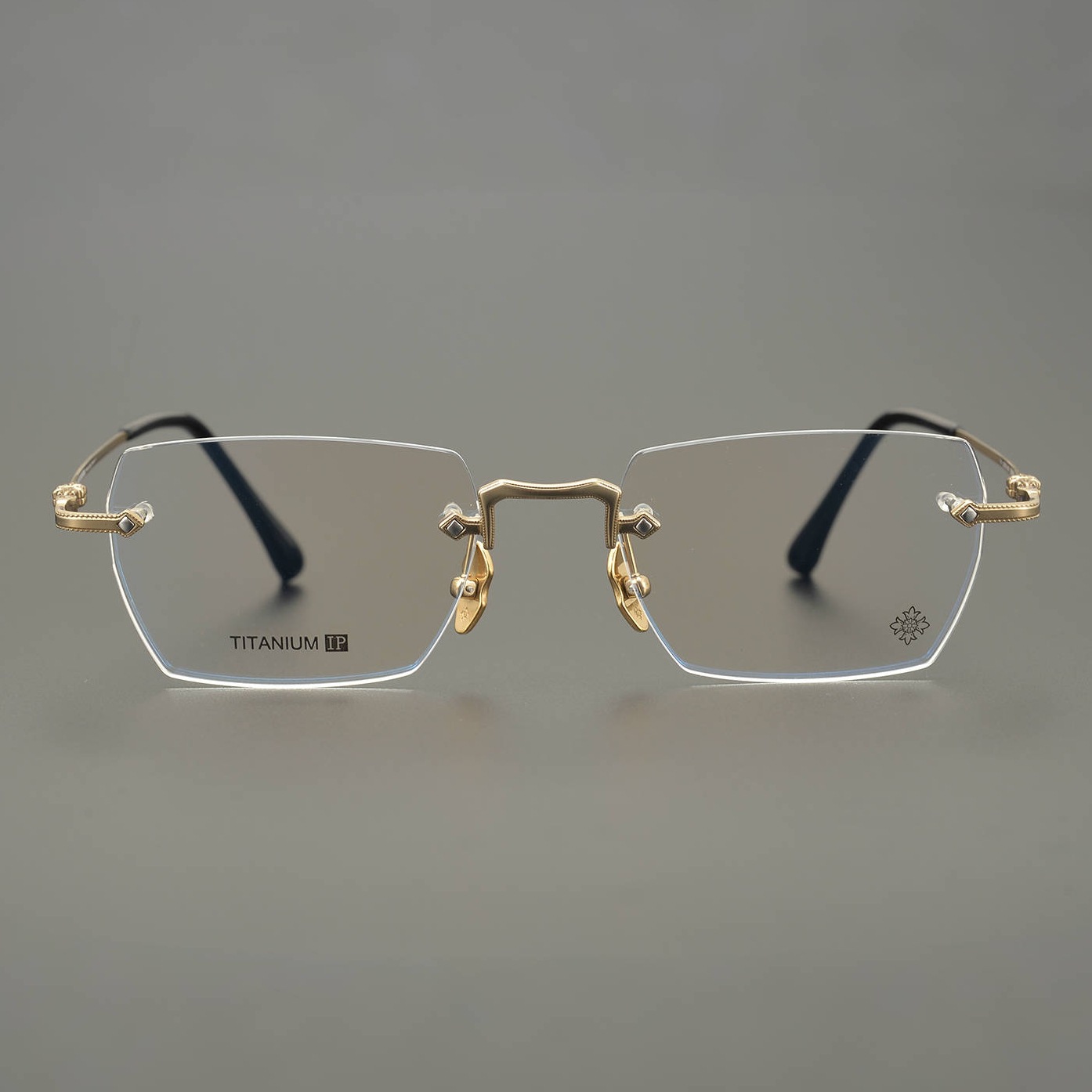 New irregular frameless glasses ultra-light pure titanium square frame fashionable personalized men's and women's glasses can match myopia QC-foto från 1688 på Qualit.ly