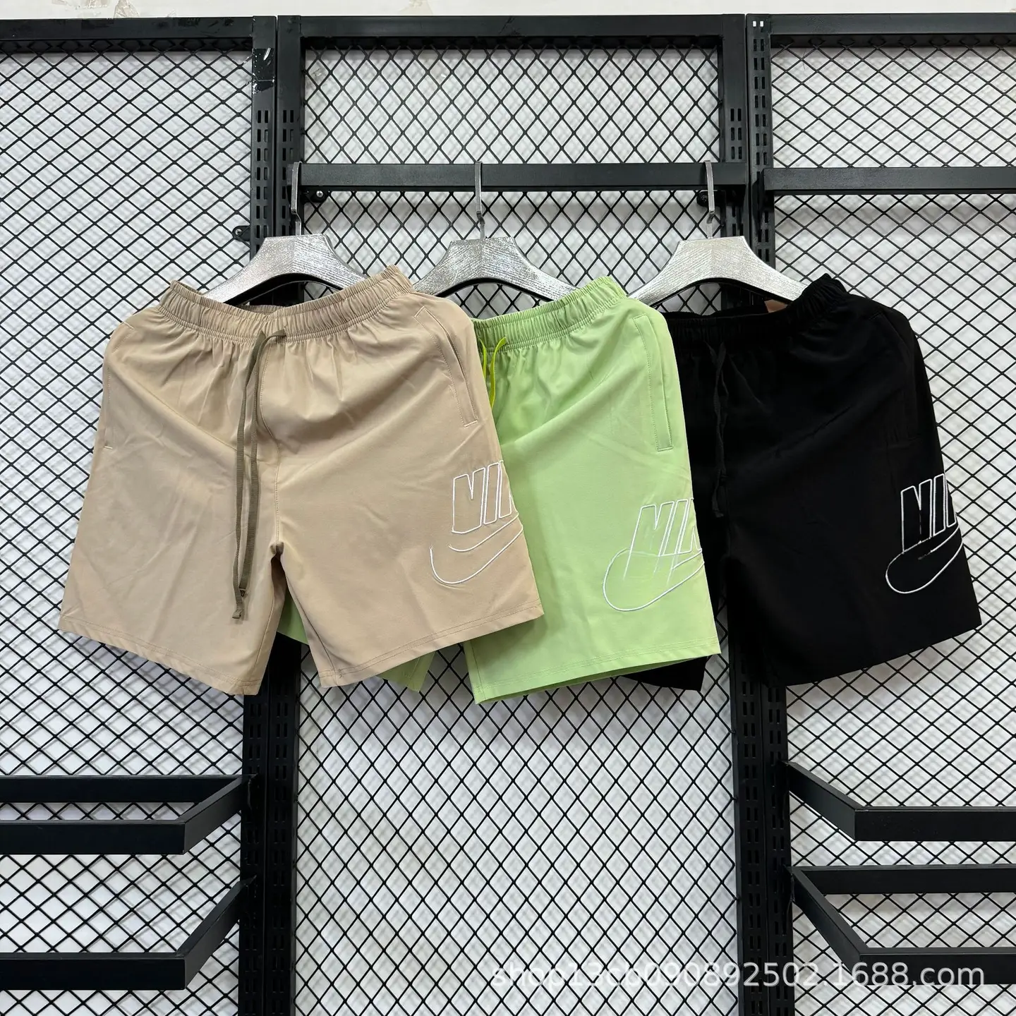 Summer new ice silk loose sports fast drying breathable loose casual training fitness trend five quarter pants for men