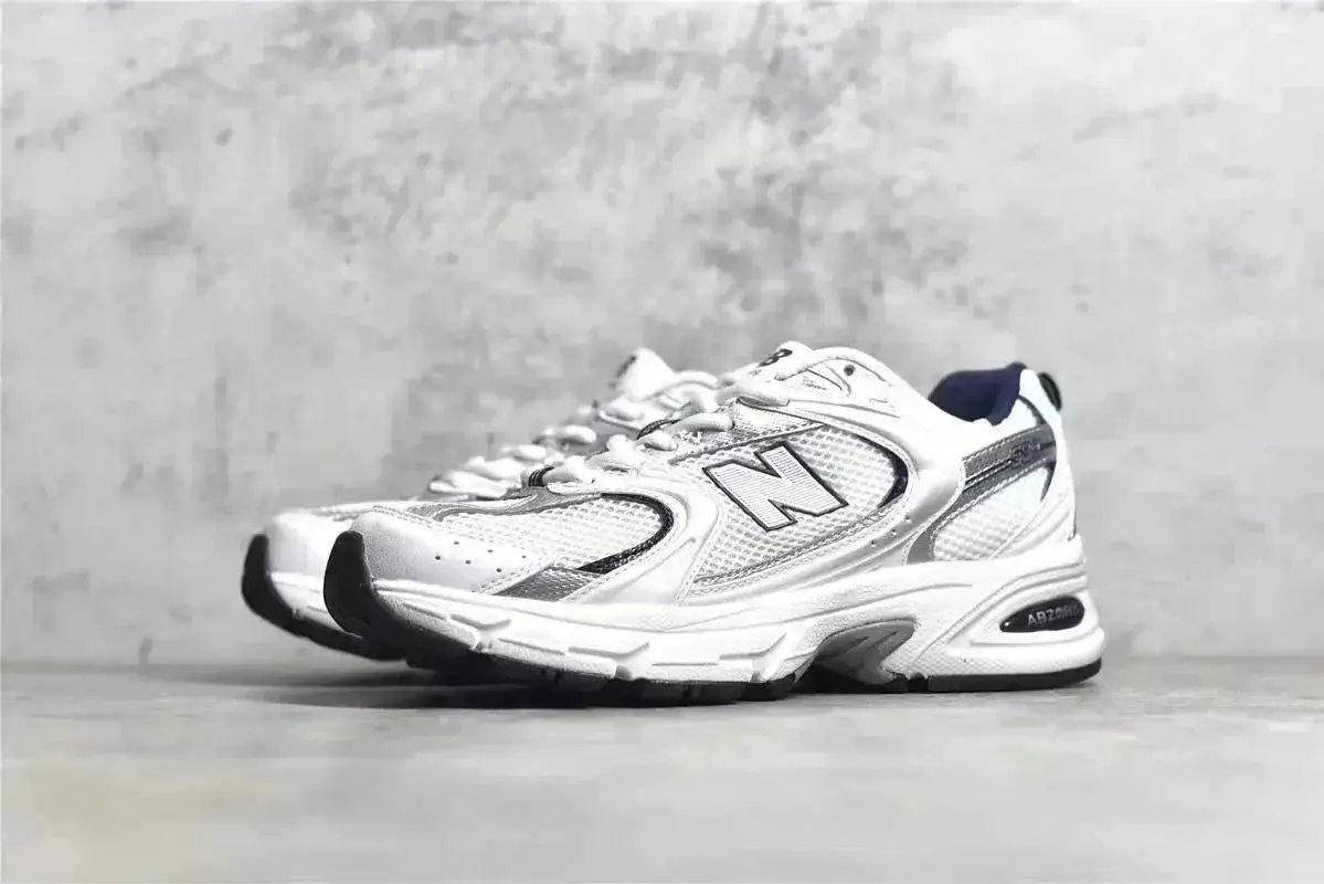 17W-青春运动鞋5.3+Whatsapp13312897184