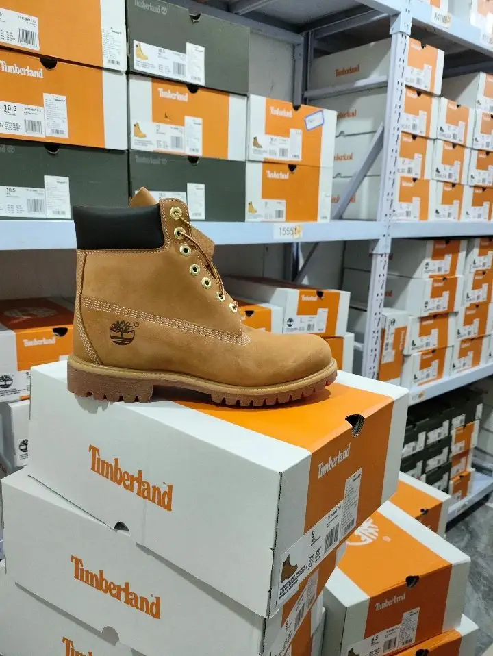 T*mberland boots
