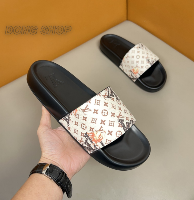 Louis Vuitton Slides