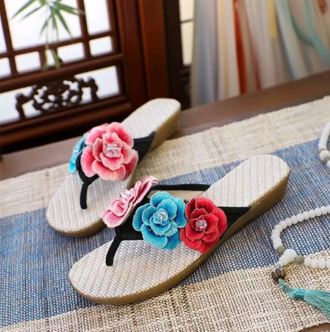 Slippers Flip-flops Multi-layer Three-dimensional Embroidered Crystal Beaded Beach Sandals Travel Photo Women's Shoes