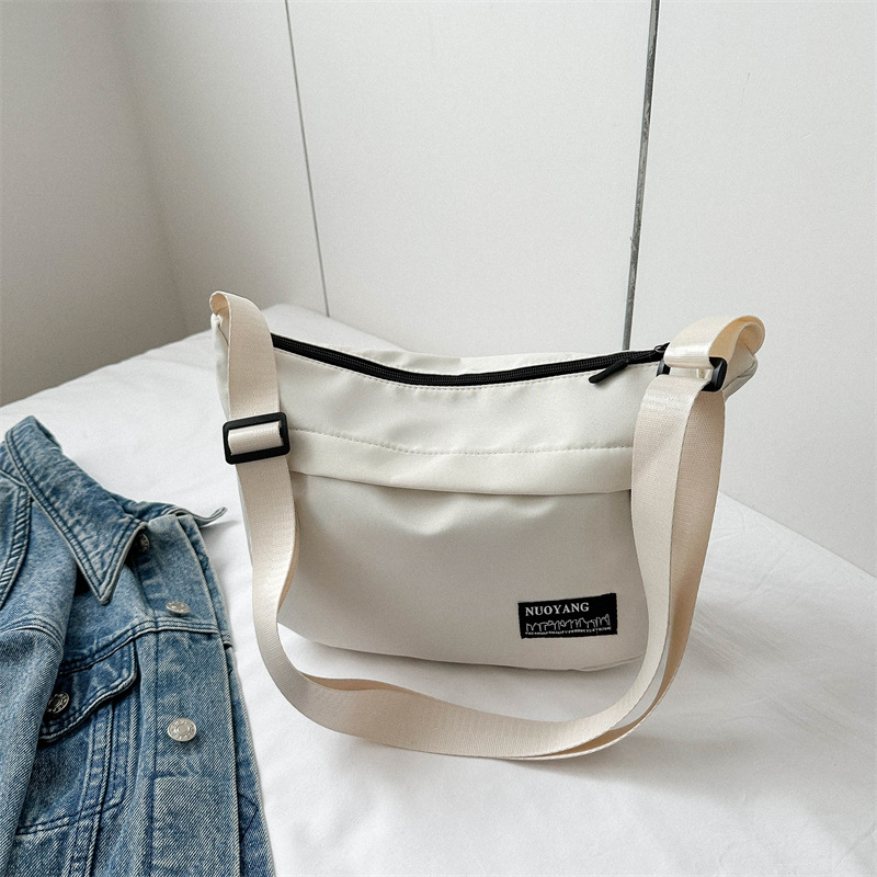 Niche Design Bag Women's 2023 Summer New Trendy All-match Nylon Cloth One-shoulder Underarm Bag Internet Popular Hand Bag