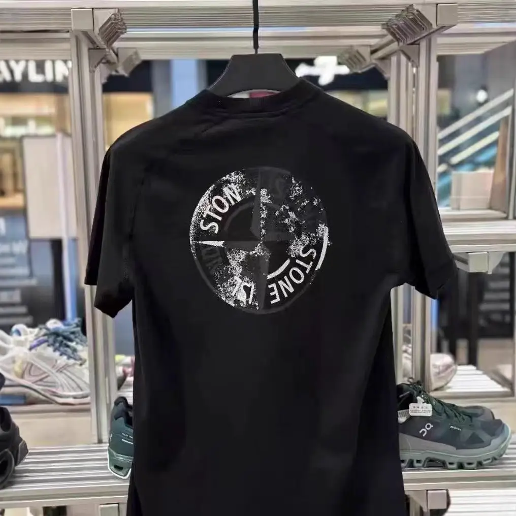 Stoneisland Ss25 Broken Compass Reflective Printed Logo Round Neck Short Sleeve Top 2100020 Island