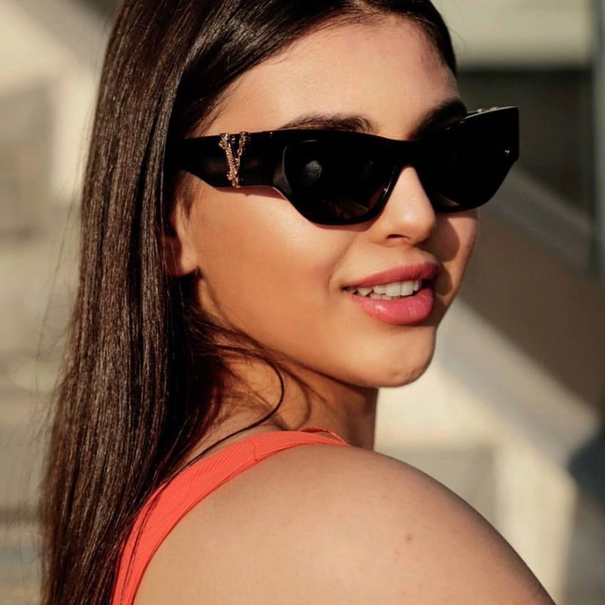 New Style Personalized Trendy V-shaped Decorative Sunglasses Ins Vintage Novel Cat's Eye Small Frame Casual Anti-UV Sunglasses