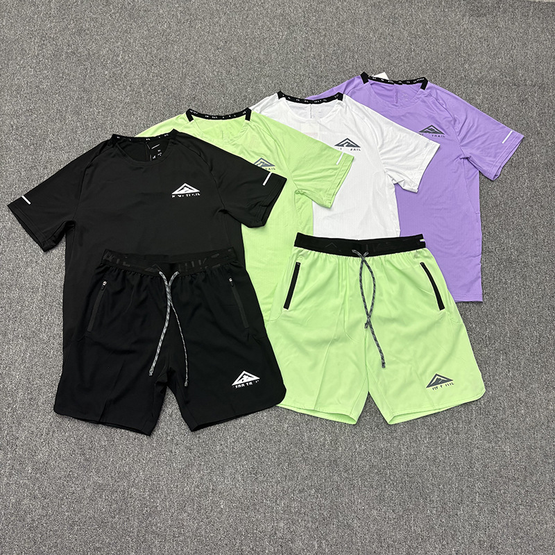 Nike Trail Running Set QC 照片，来自 1688 Qualit.ly