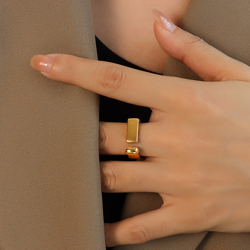 Ins Geometric Ring for Women, Titanium Steel 18K Gold Index Finger Ring, Open Design, Non-Fading A204, Niche High-End Style