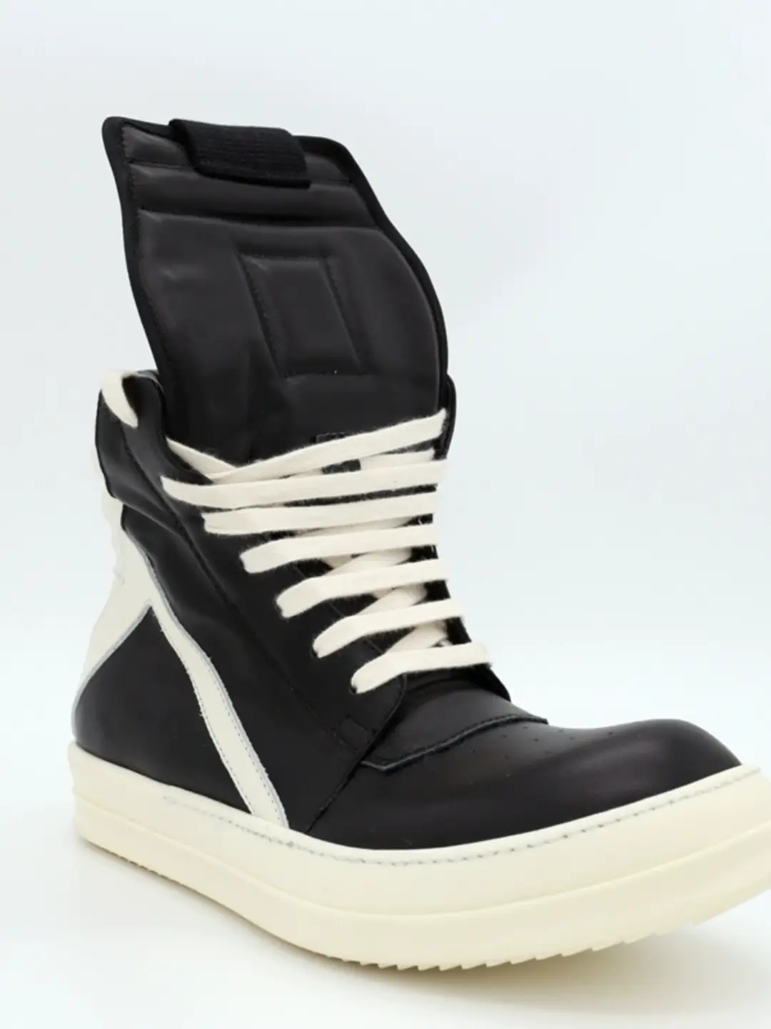 Classic R Large Tongue Black and White with Inverted Triangle K-style Fashion Trbottomy Men and Women Couple Boots Dark Tpu Milk Bottom O