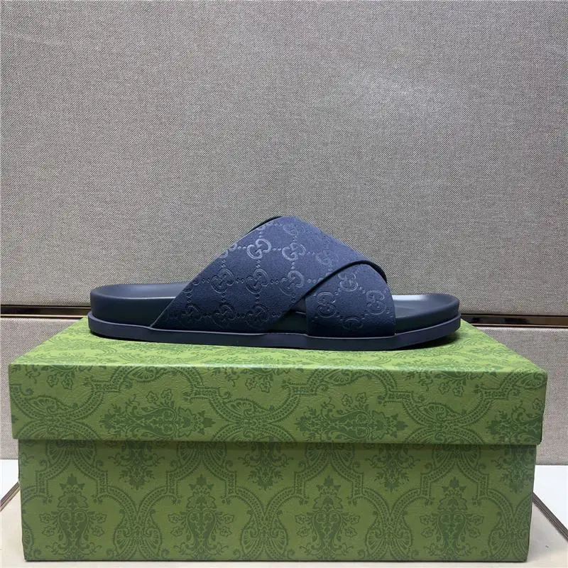 European Summer New Fashion Casual Sandals Men's Slippers Slip-Resistant Stylish Beach Simple Trendy