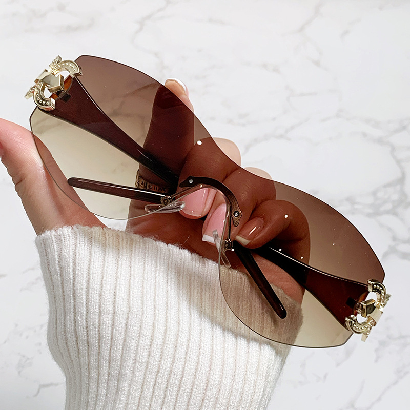 New Fashion Frameless Siaman Y2K Hot Girls European and American Show Light Luxury Sunglasses Ins Internet Celebrity Same Style Sunglasses Trendy