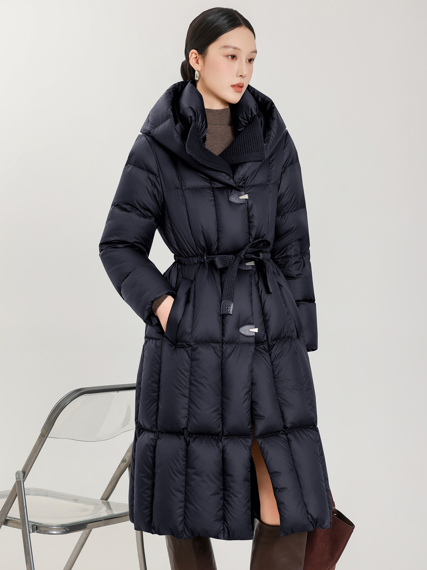 Light Luxury High-End Slim-Fit Women's 2025 New Model Goose down Over-The-Knee Long Thick Quilted Coat, Fashionable and Warm